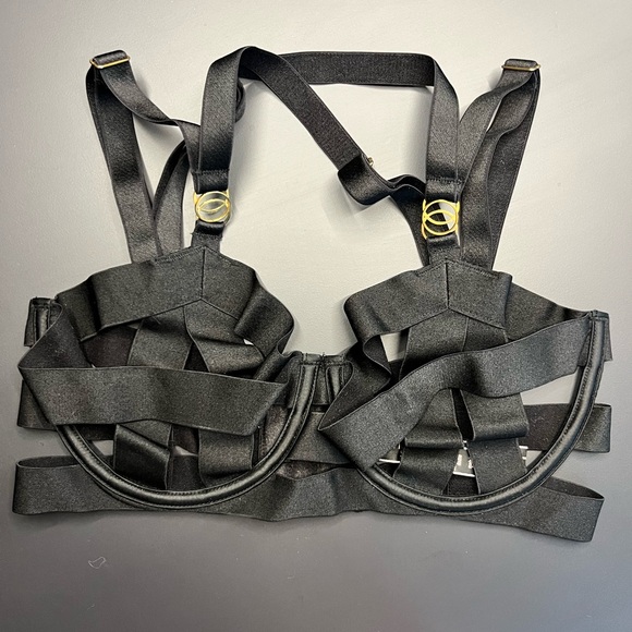 VICTORIA’S SECRET VS Very Sexy Banded Cage Strappy Open Cup Demi Bra 32DD Black - Picture 5 of 8